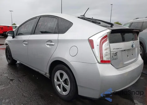 2015 Toyota Prius Three z USA, uszkodzony, nr VIN JTDKN3DU1F0456171
